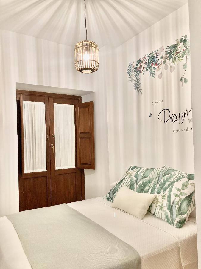 Apartamentos Nuria 19 Granada Ngoại thất bức ảnh