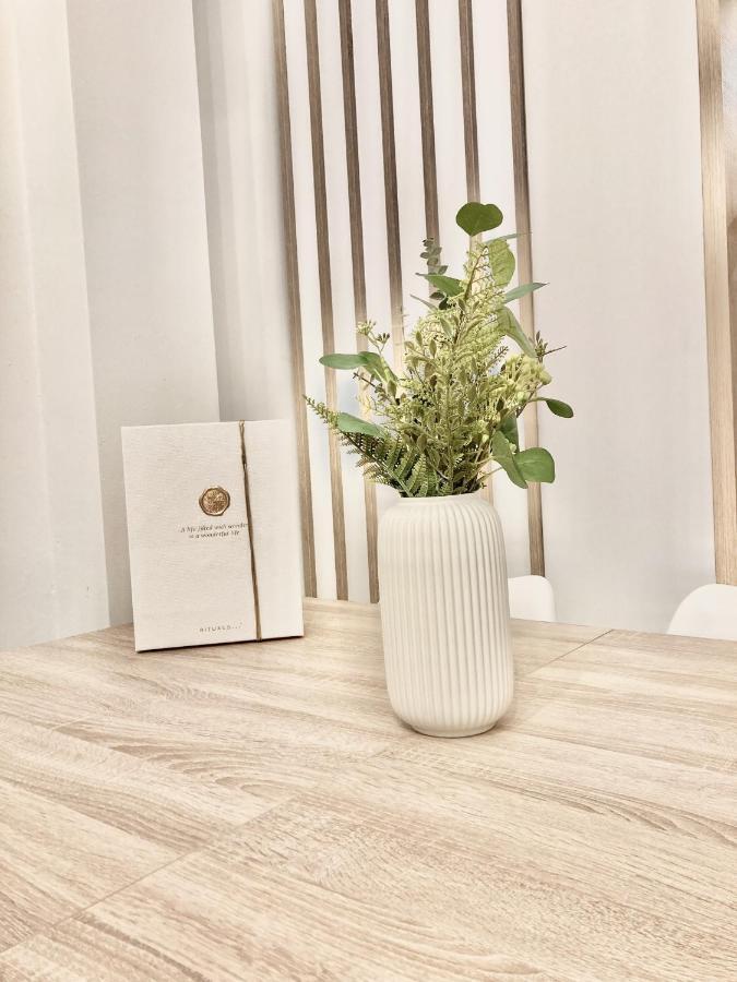Apartamentos Nuria 19 Granada Ngoại thất bức ảnh